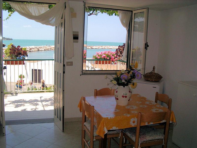 Blu Marine Casa A 10Mt Dalla Spiaggia Peschici Zewnętrze zdjęcie